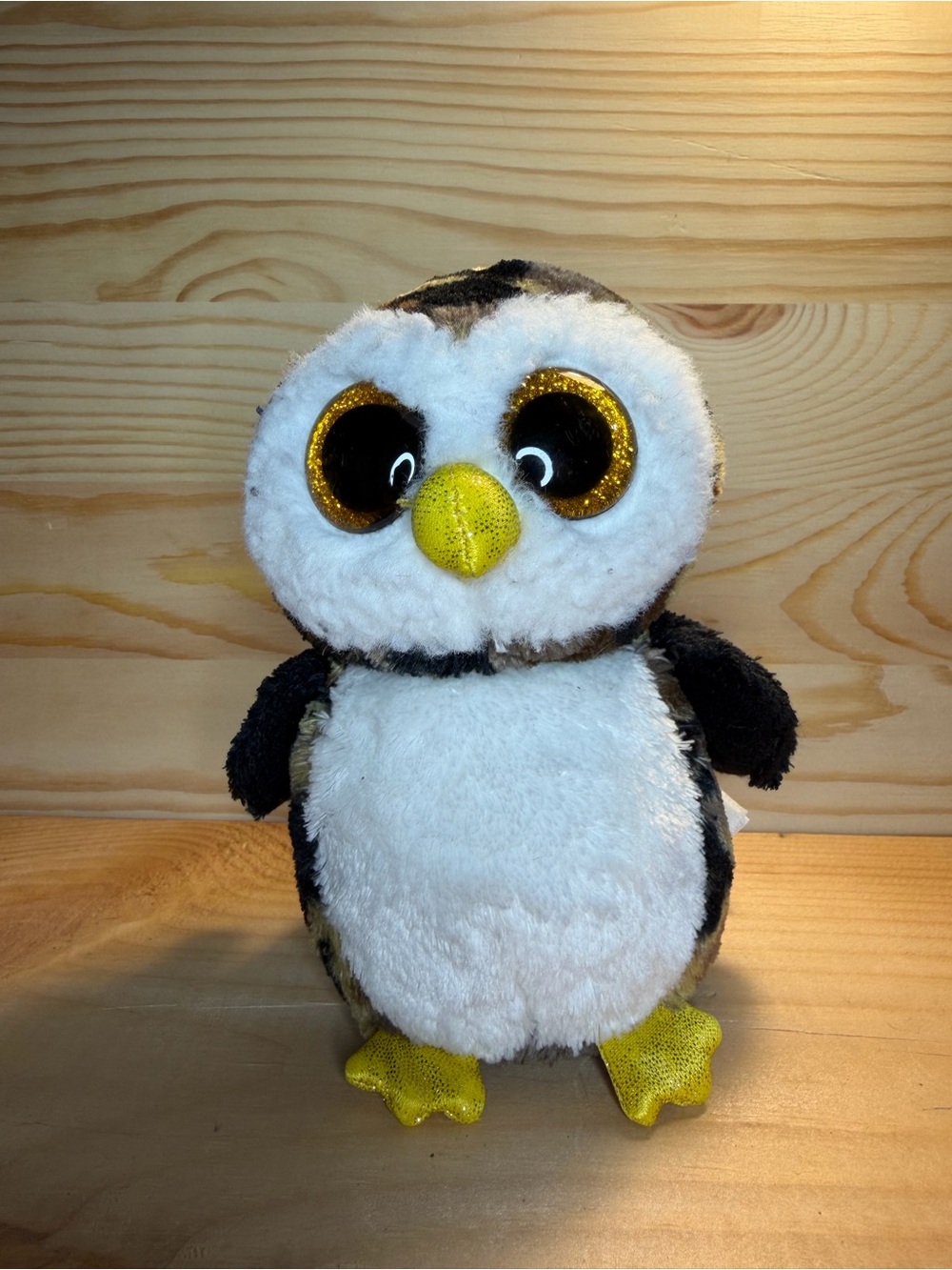 Owliver Ty Plush Owl Small Pet Toy - White, Black & Yellow